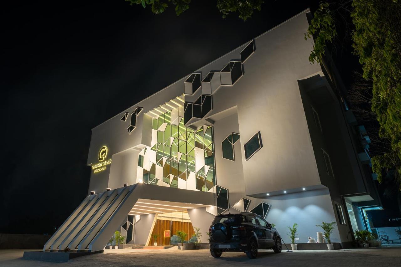 Clubway Grand A Boutique Hotel Jorhāt Exterior foto
